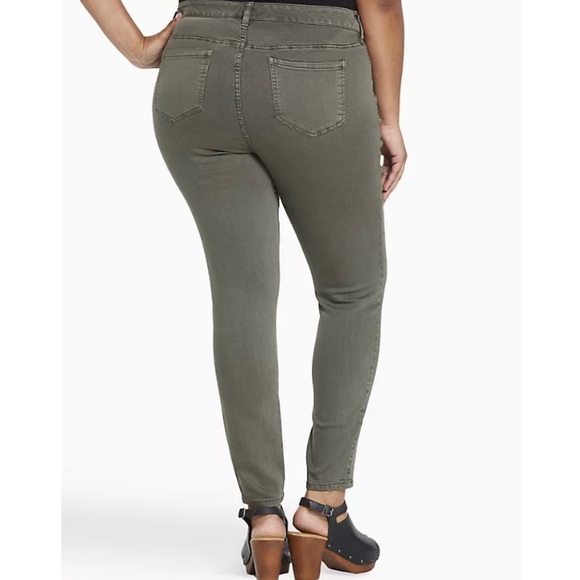 π₯NWTπ₯ Torrid Olive Wash Ultra Skinny Jean Size 20 Regular - Picture 2 of 4